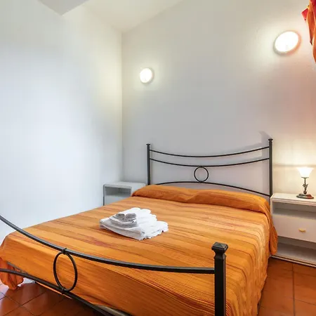 Apartment Accu Is Prezzus D Fronte Mare Villasimius