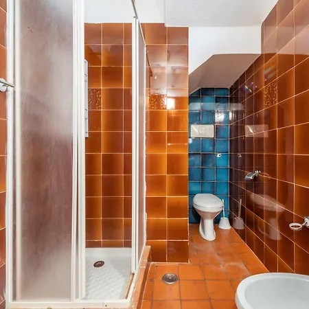 Accu Is Prezzus D Fronte Mare Apartment *