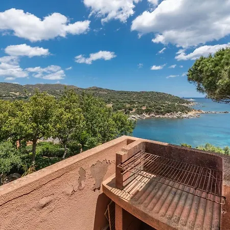 Apartment Accu Is Prezzus D Fronte Mare *