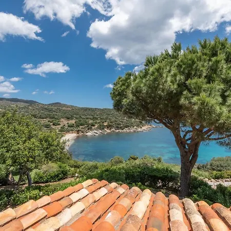 Apartment Accu Is Prezzus D Fronte Mare *