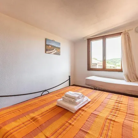 Apartment Accu Is Prezzus D Fronte Mare