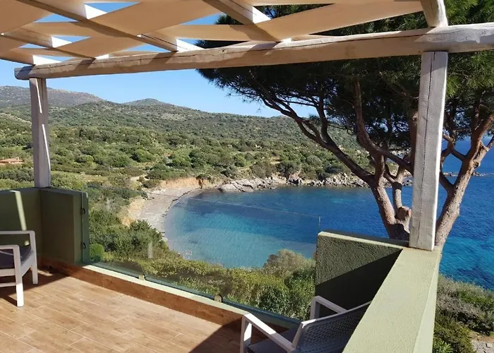 Accu Is Prezzus D Fronte Mare * Villasimius