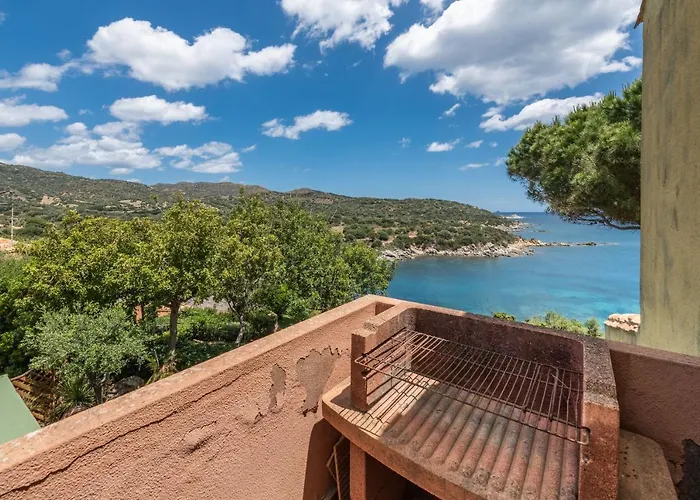 Apartment Accu Is Prezzus D Fronte Mare *