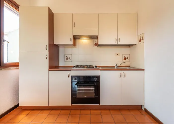 Apartment Accu Is Prezzus D Fronte Mare *